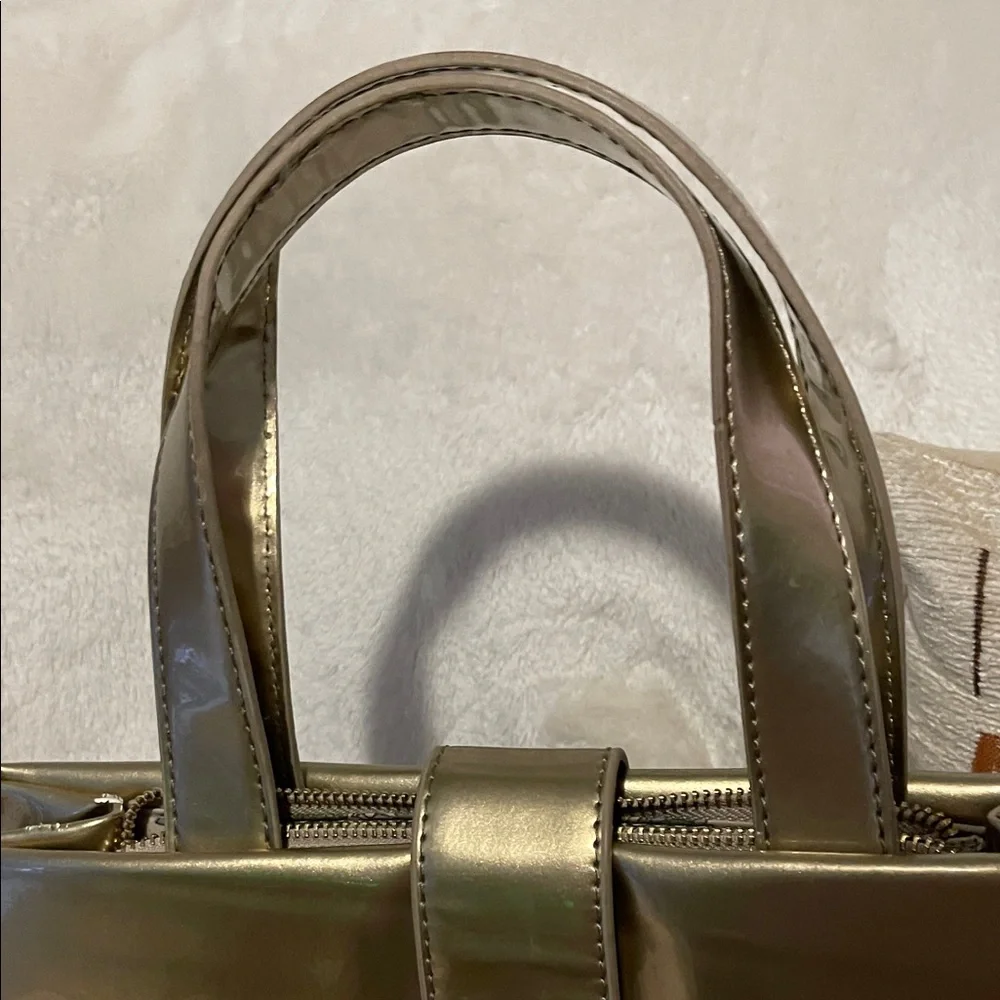 Stylish Gold Tote Bag - Picture 9 of 12